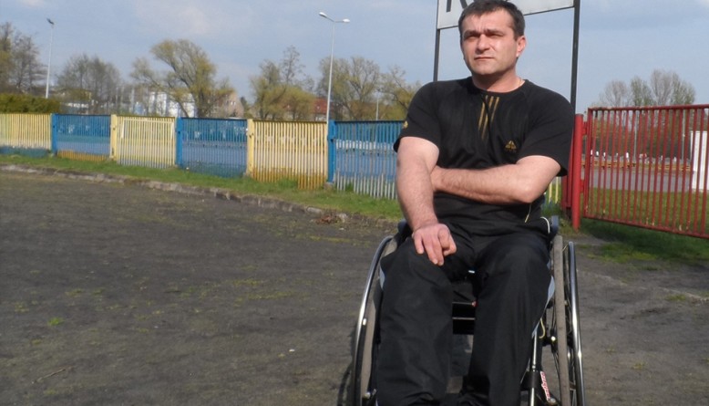 Piotr dzięki Waszej hojności wyremontuje mieszkanie.